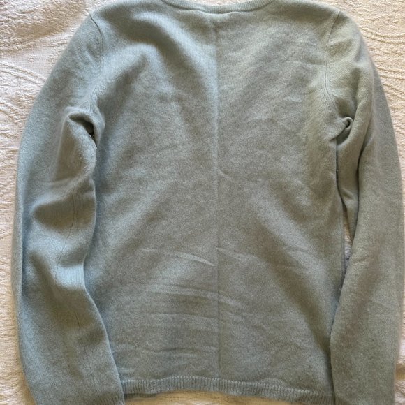 Ann Taylor | Light Blue Cashmere Sweater Long Sleeve V Neck | Size Medium - Picture 5 of 6
